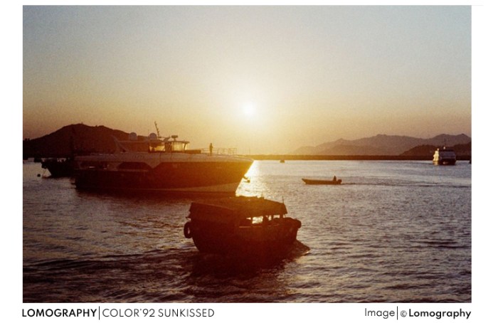 LOMO 92 SUNKISSED